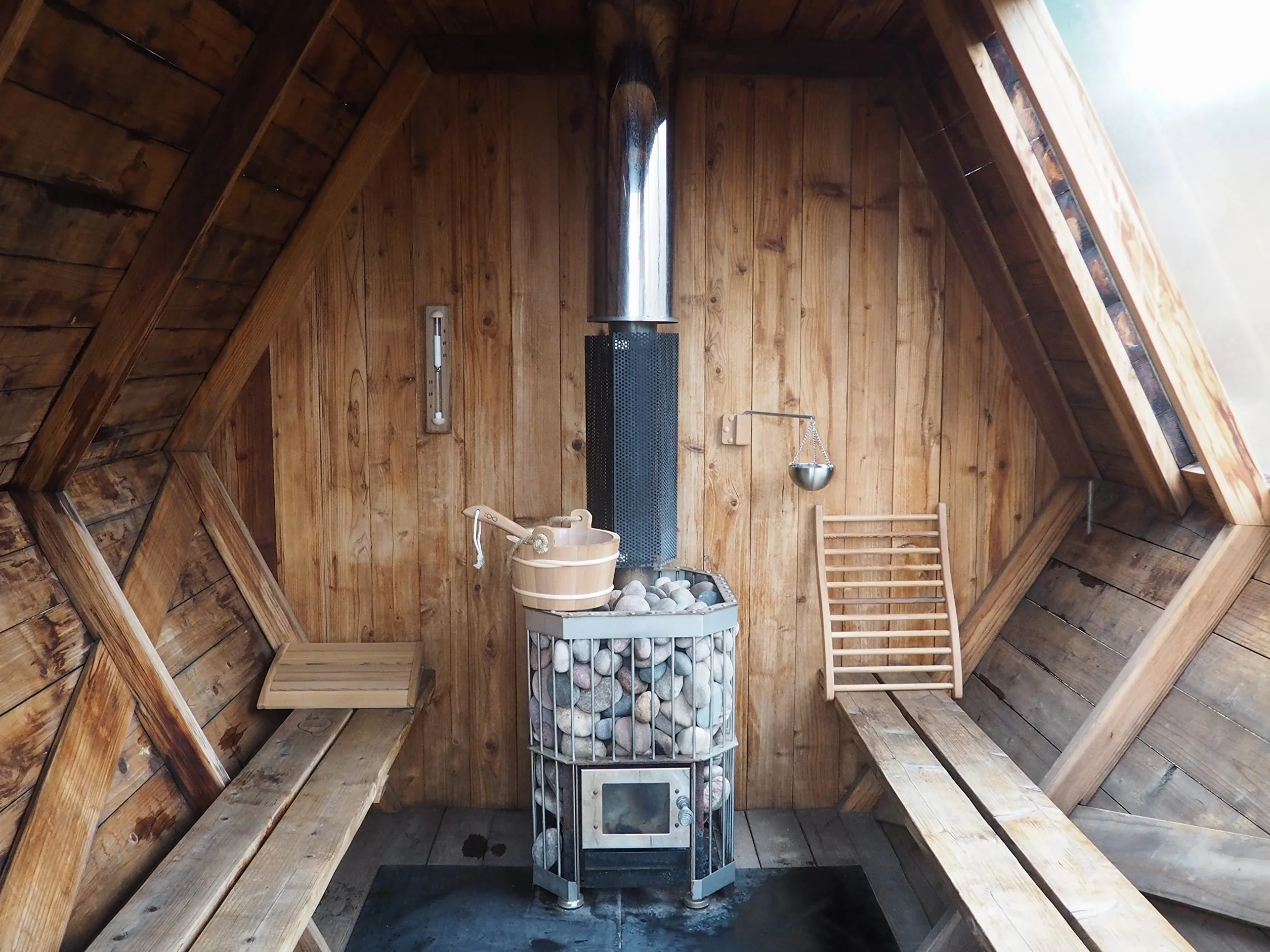 Home Sauna Experience Hse Deluxe Cedar montado en la Pared giratoria Sauna Arena Temporizador 15 Minutos Blanco